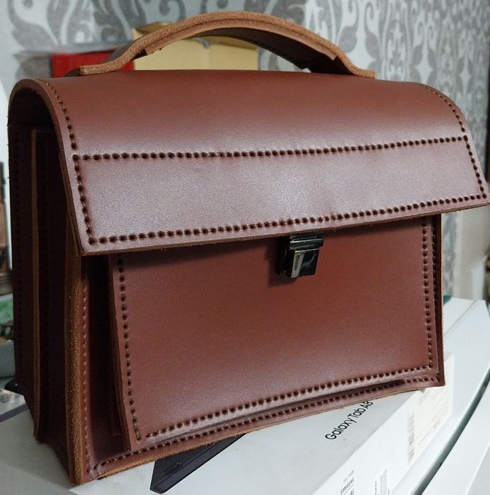 Барсетка чоловіча кожана