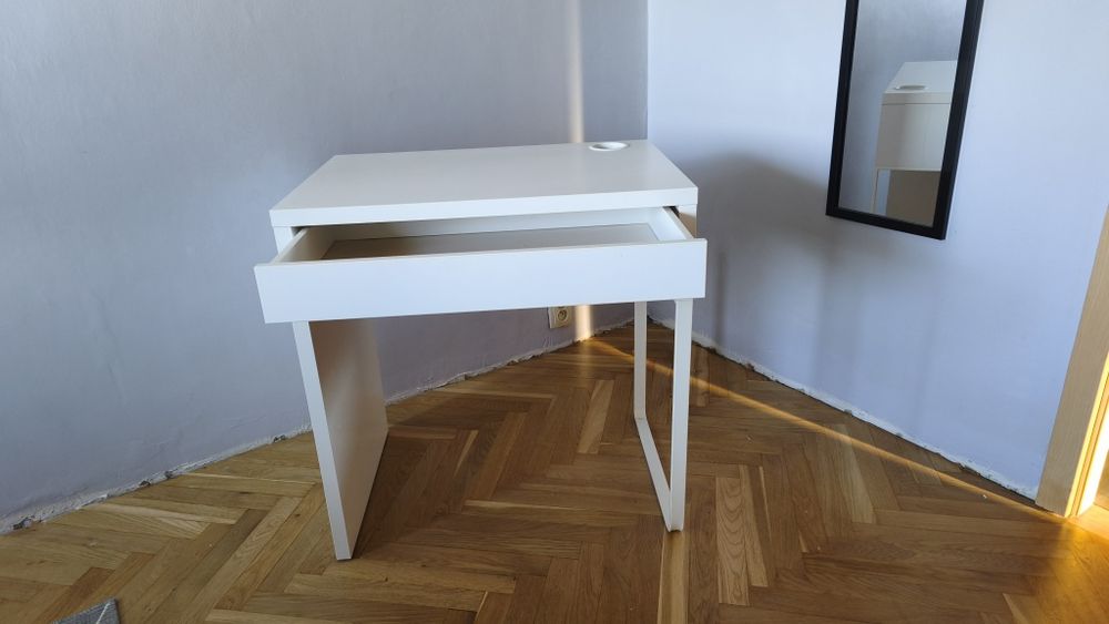 Biurko IKEA MICKE białe stan super
