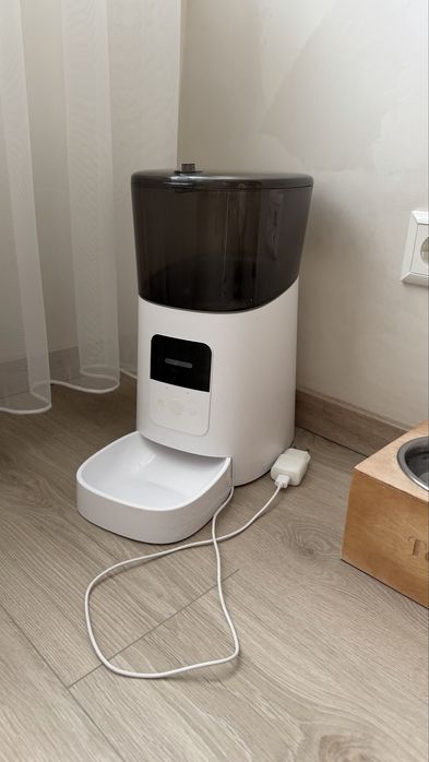 Електрона кормушка для тварин