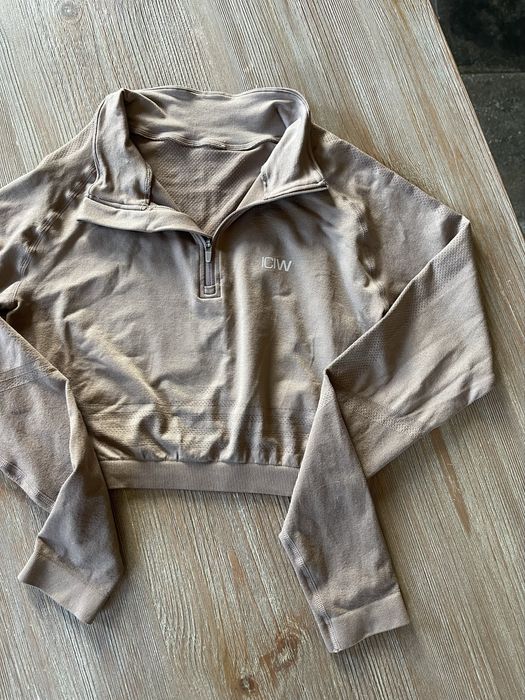 Новый женский спортивный топ лонгслив рашгард для спорта и зала Nike