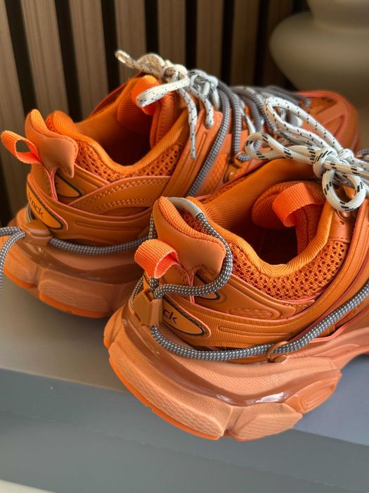 BALENCIAGA Trackスニーカー 38中古品 SALE! Balenciaga Track Trail Laces Orange Premium 36 37 38 39 40