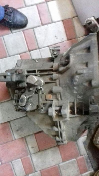 Кпп 5 ст форд транзит 2 0 / 2 2/ 2 4/ 2 5 1990-2012  року.