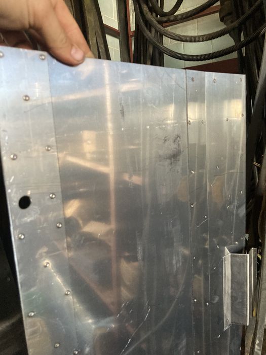 Центральна пластина жатки гідрофлекс