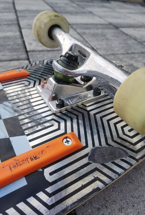 Deskorolka Jart thunder bronson 8.75 cruiser