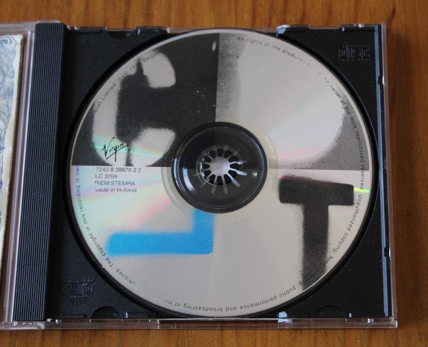 CD The Cult - The Cult (1994), capa danificada