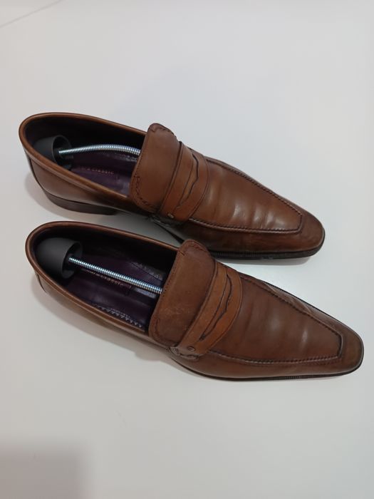 Sapatos bicudos homem