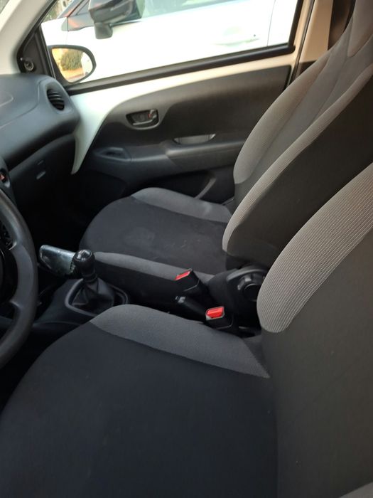Toyota aygo branco