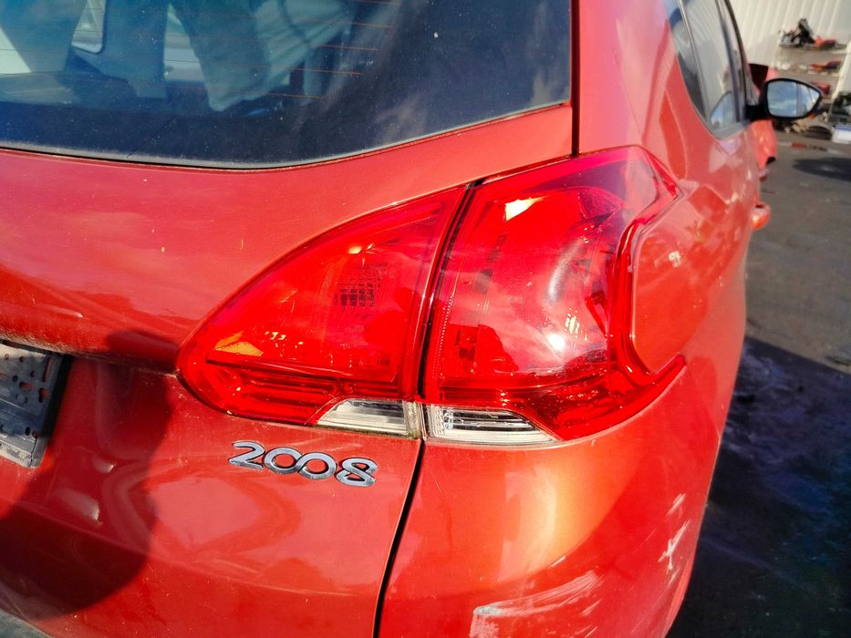 Lampy tylne Peugeot 2008