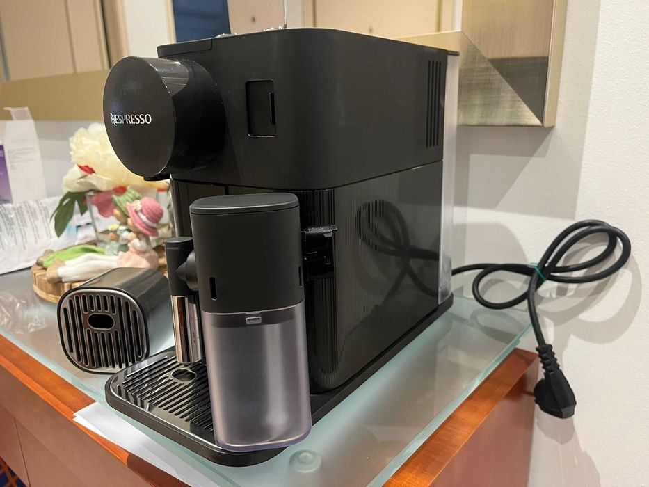 [NOVO] DELONGHI Nespresso Lattissima One Evo EN510.B