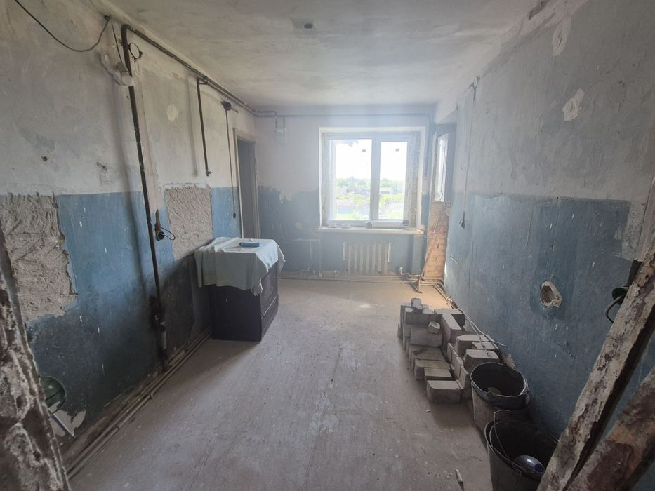 Продам 3-х кімнатну квартиру в центрі с.Войниха