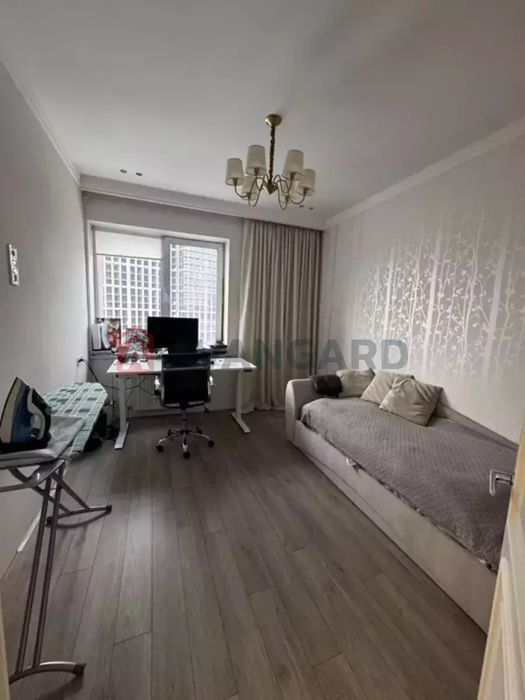 Продам 3-кім.ж/к Каскад,шикарна