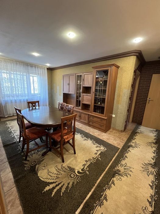 Оренда 3кімнатної квартири Пасічна