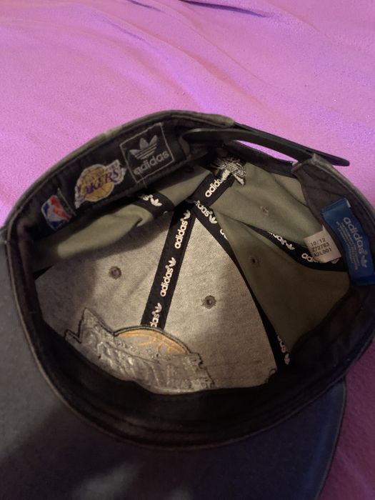 Snapback adidas Lakers
