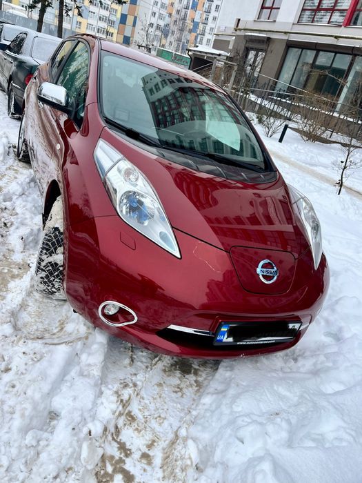 Оренда нісан ліф(24)