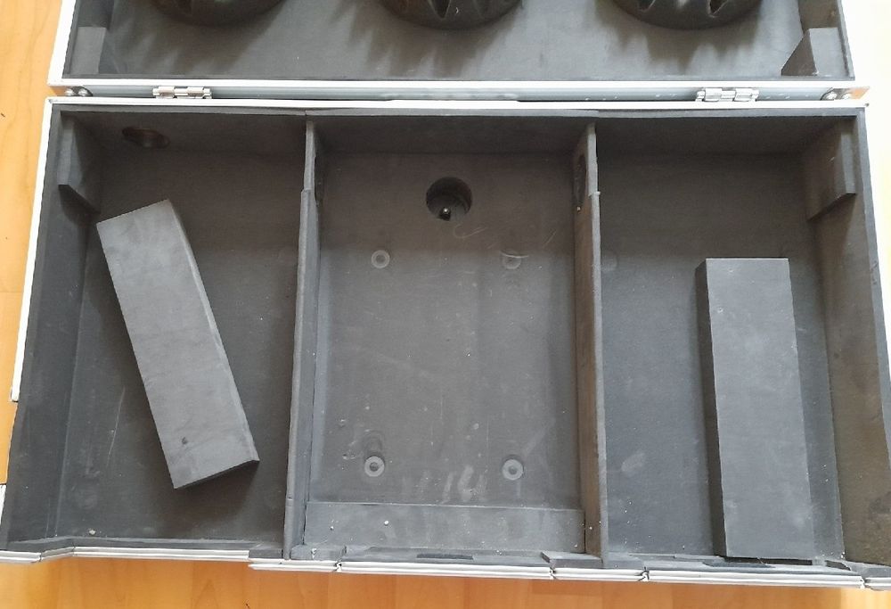 American Audio CDI 500 MP3 SYS Walizka ochronna na sprzęt audio dla DJ