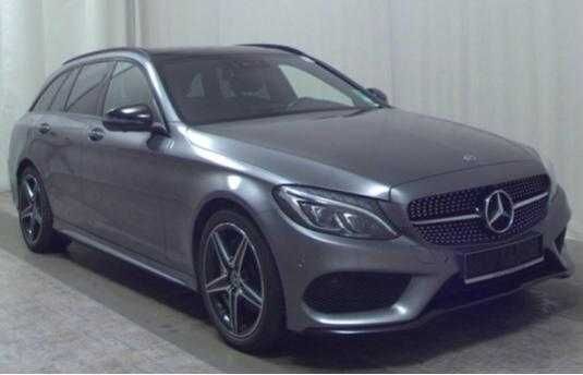 Mercedes C220d AMG #41948871
