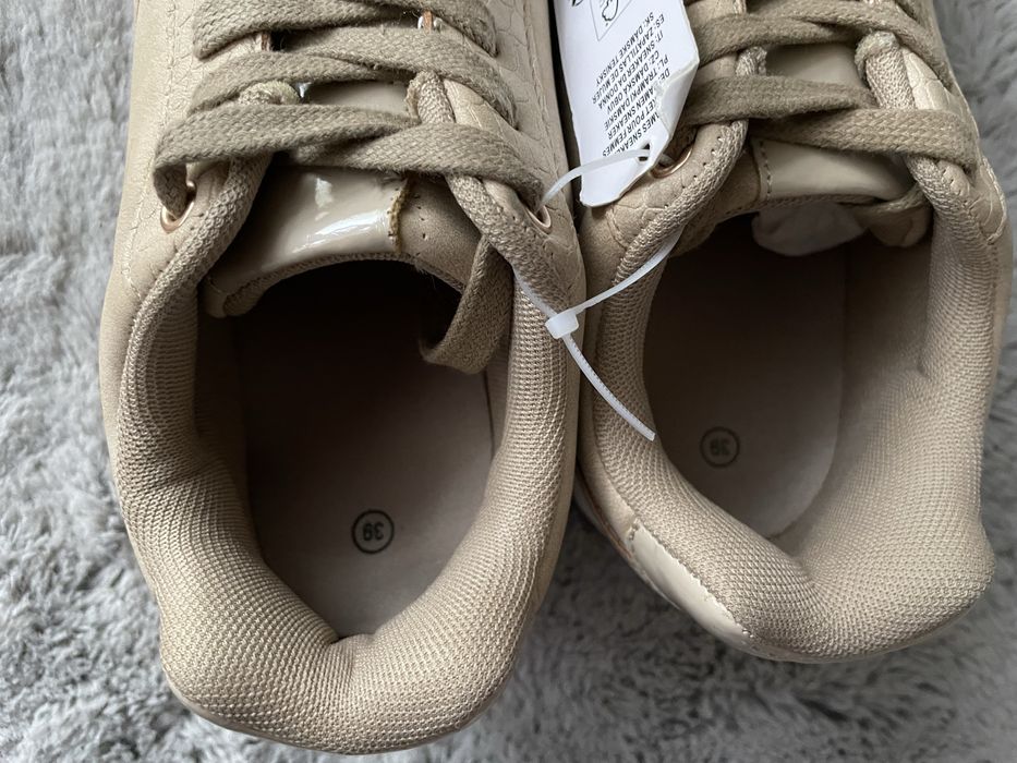 Sneakers damskie 39 nowe