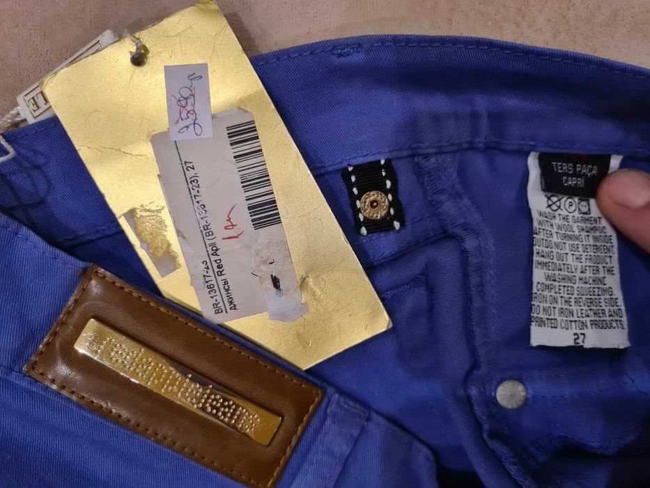 Круті нові фірмові джинси жіночі red apple сині голубі стрейч коттон