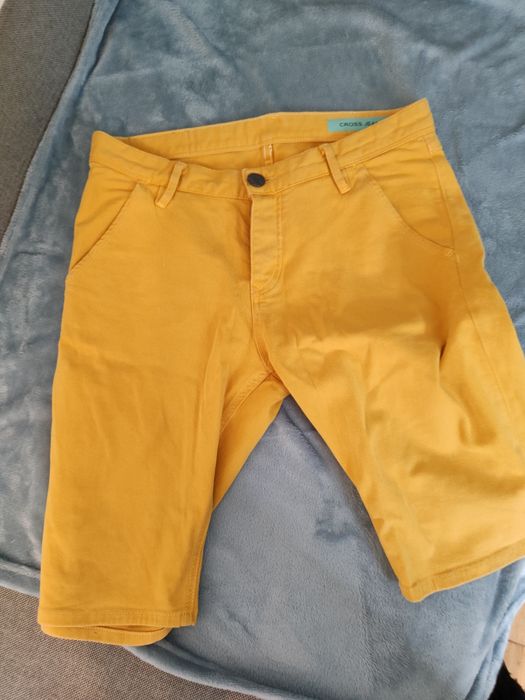 Krótkie spodenki żółte CrossJeans
