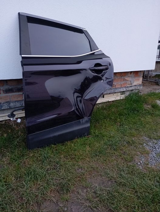Двері Nissan rogue Qashqai j11 в зборі