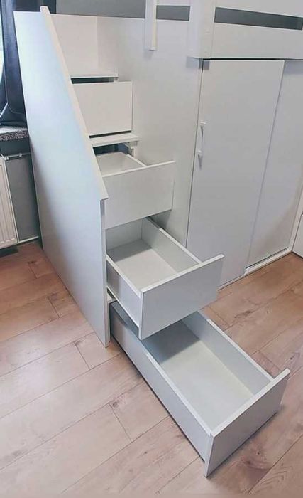 Łóżko antresola z szafą i biurkiem MARY BASIC