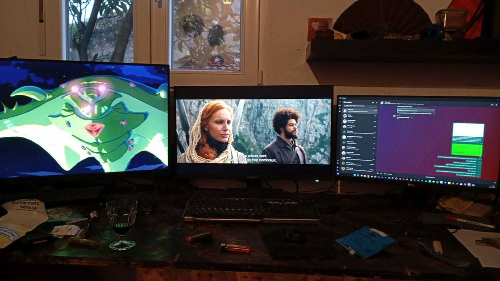 Estação de trabalho I7 13700K + 64 Go + RTX3090 24Go + Ecrã 32" 144hz