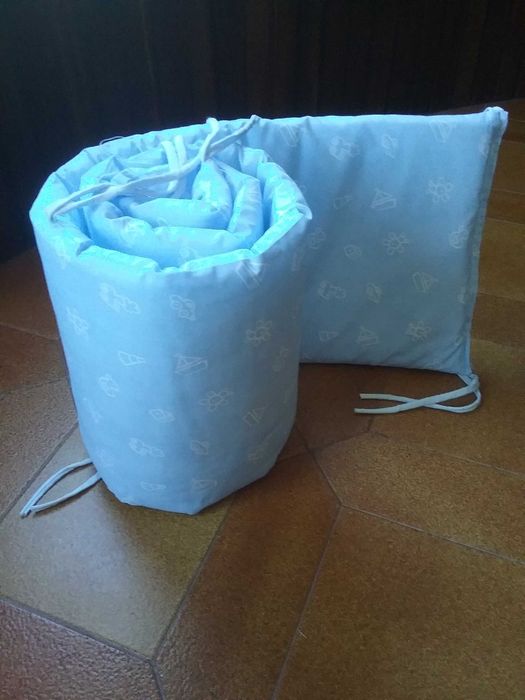 Contorno/Protetor/Resguardo de berço nunca usado varios modelos