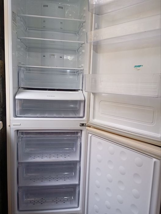 Холодильник Samsung RL48RRCVB