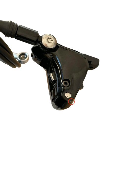 Zacisk hamulca tarczowego SRAM Apex + przewód 2000mm + adapter FV / 071-046