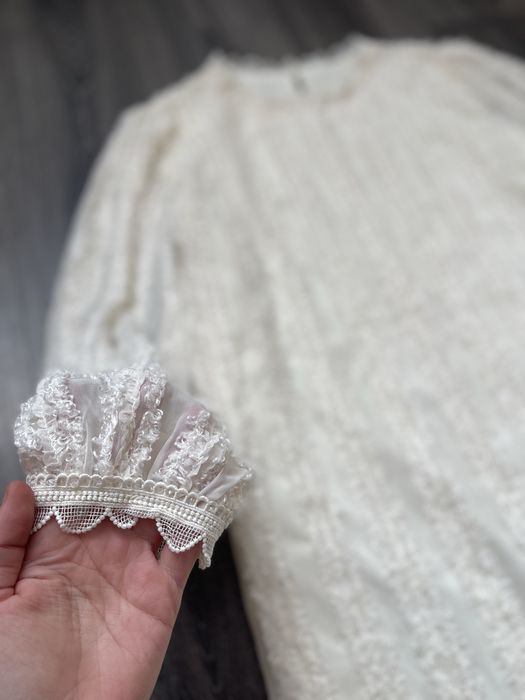 Святкова молочна  сукня