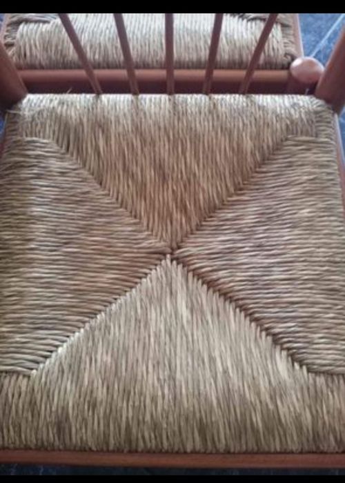 Conjunto mesa e cadeiras