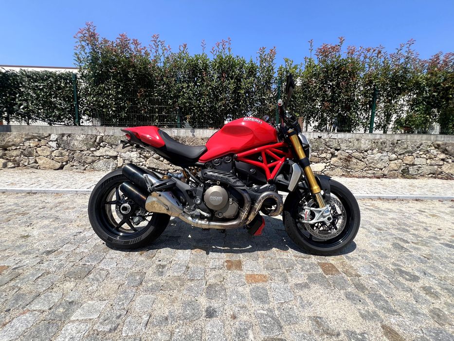 Ducati Monster 1200 S | 2016 | 8.373 km | Revisão Ducati + Pneus Novos