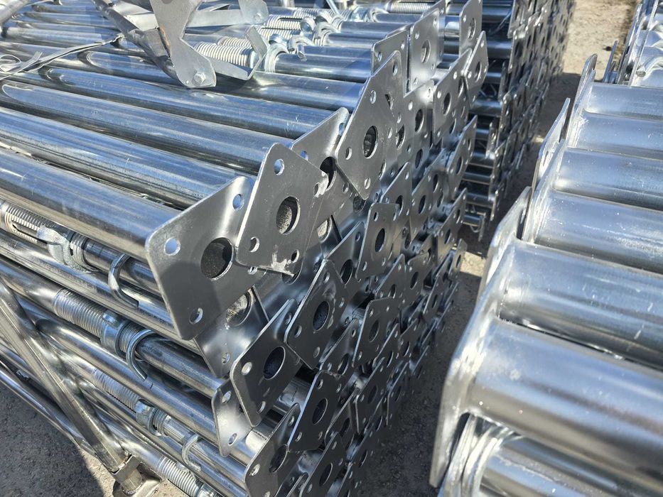 Szalunki Ścienne Stropowe Stemple Dźwigary Blaty Trójnogi Głowice