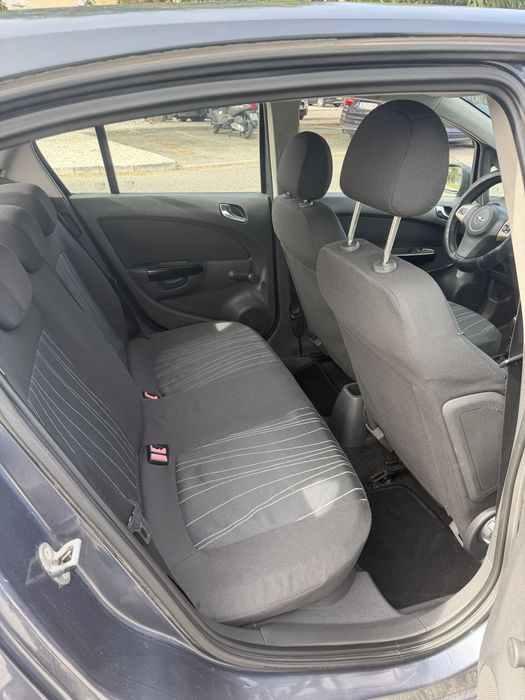 Opel corsa D 1.2