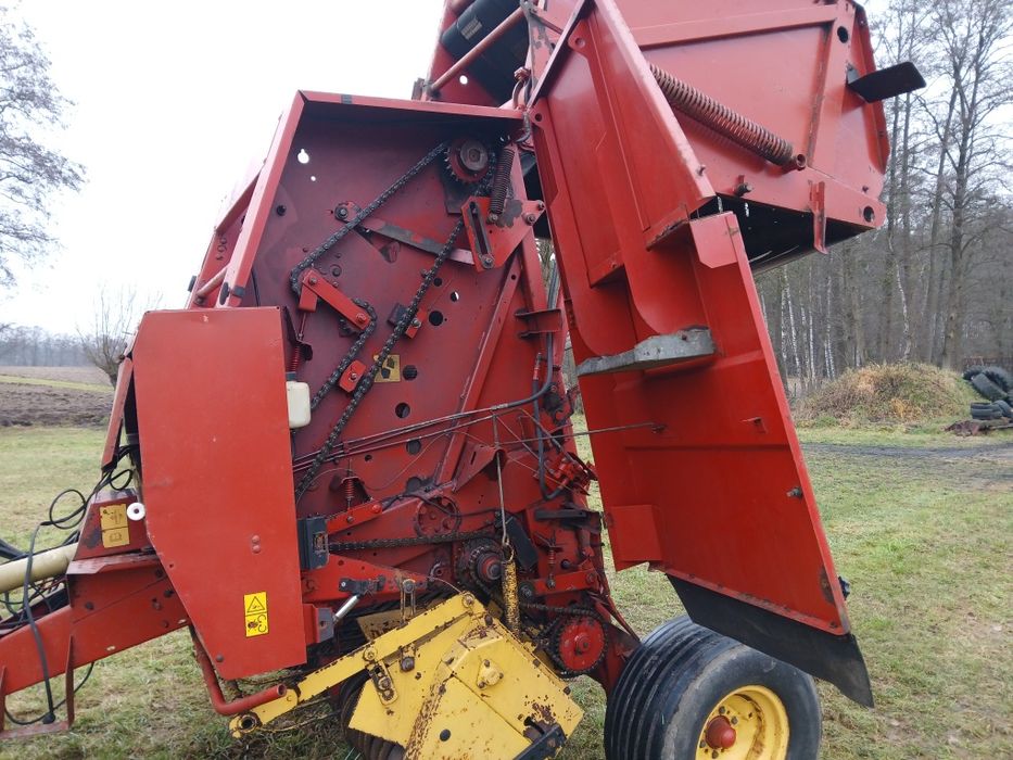 Prasa new holland 644 cropcutter