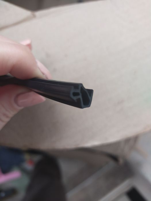 Уплотнитель Tr-227 для металопластиковых окон