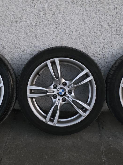 Jantes BMW 18" Pack M com Pneus 225.45.18 + 255.40.18