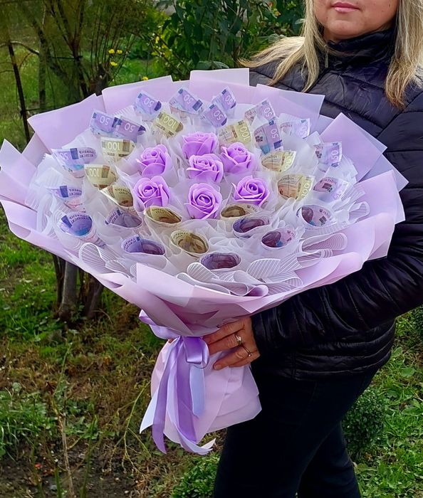 Їстівні /букет з рафаелло/Ковбасні/Букет з цукерок/Солодкі/Мильні/Дитя