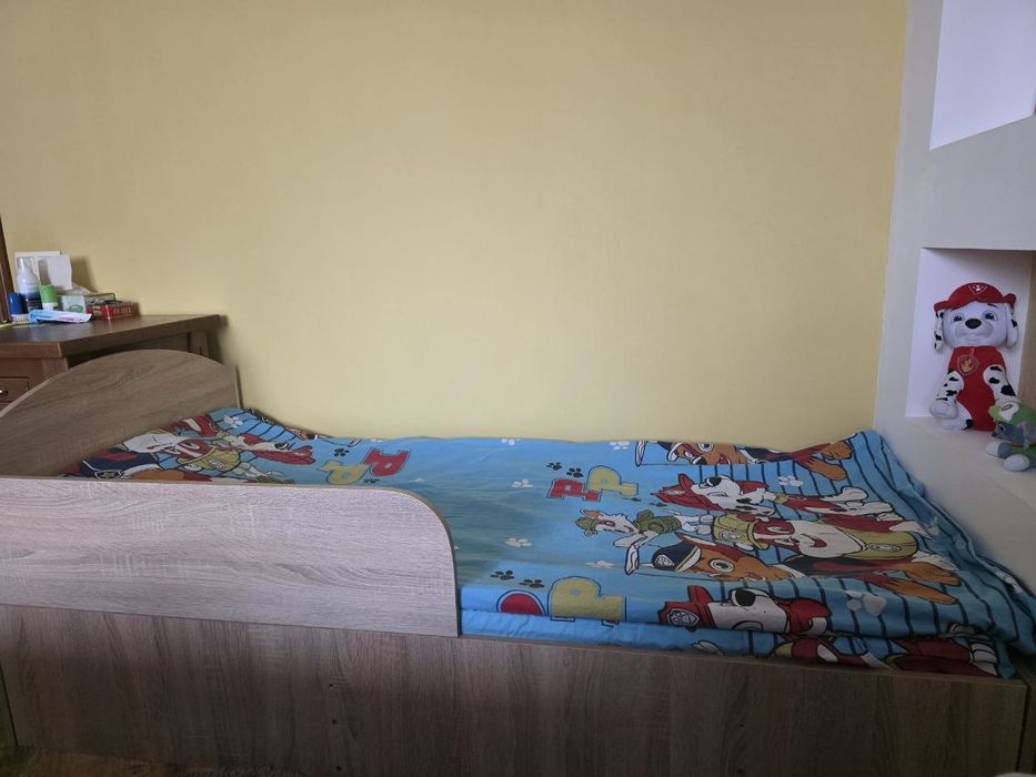 Ліжко дитяче з бортиком