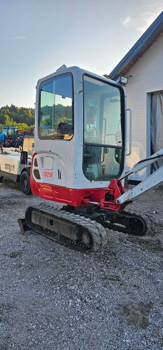 Takeuchi tb216 2017r