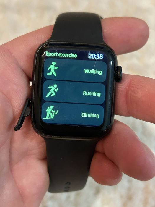 Smartwatch 44mm – sport, puls, ekran dotykowy