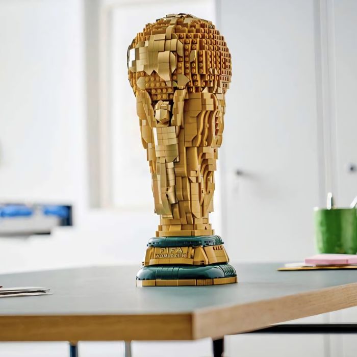 Lego 43020 - Troféu Oficial do Campeonato do Mundo™ da FIFA

Average rating 4.7 out of 5 stars
(9)