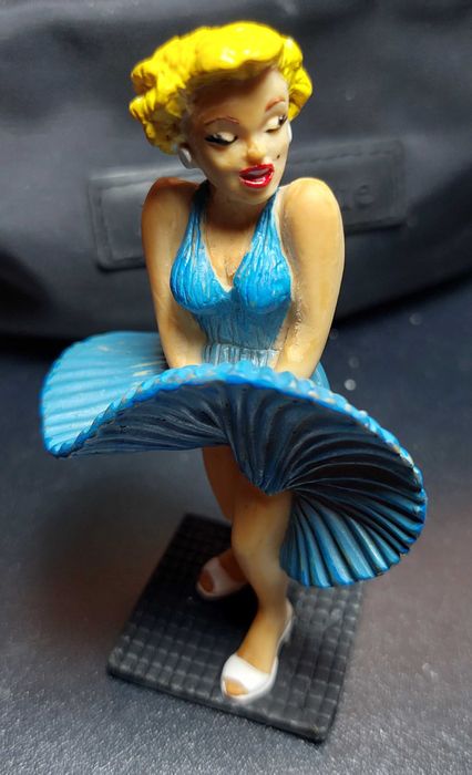 Figura de colecção em pvc. Marilyn Monroe