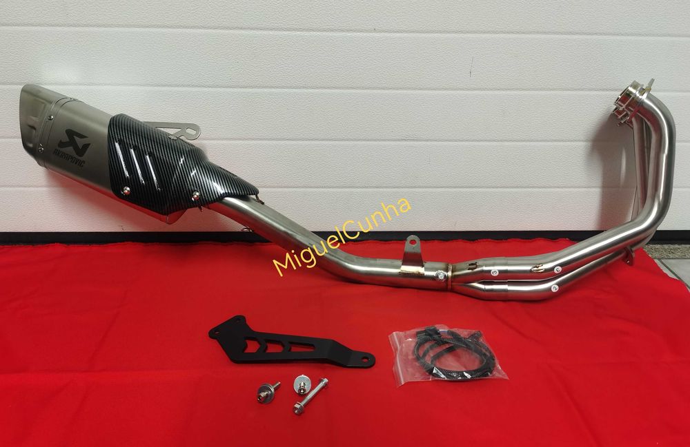 Escape completo MT09 - 2024/2025 - 2 sondas - NOVO 325€