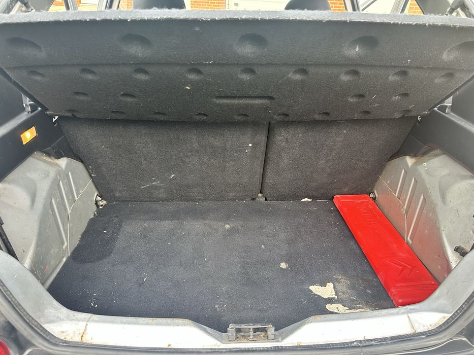 Citroen saxo , 1.100gasolina ,ano 2003