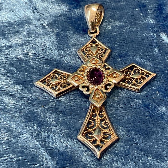 Cruz prata inglesa peça vintage 5,8 cm