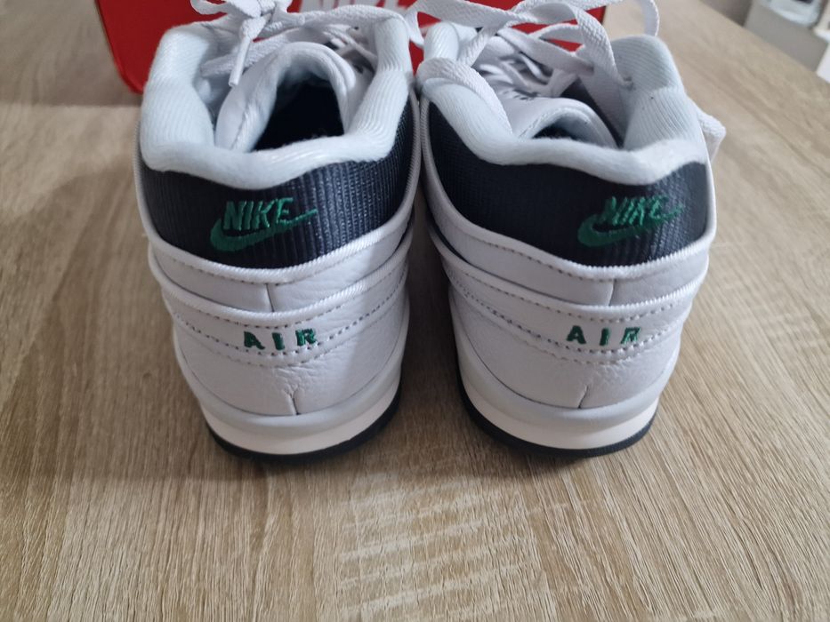 Nike Air Alpha Force 88 (Branco/Verde) – Tam. 42.5 – Como Novas