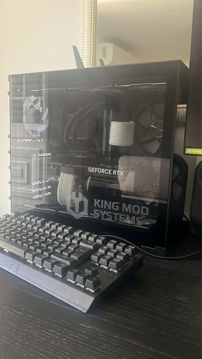 PC Gaming Ryzen 7 9800X3D + RTX 5080 16GB + 32GB RAM + 2TB + monitor OLED 27” 480Hz