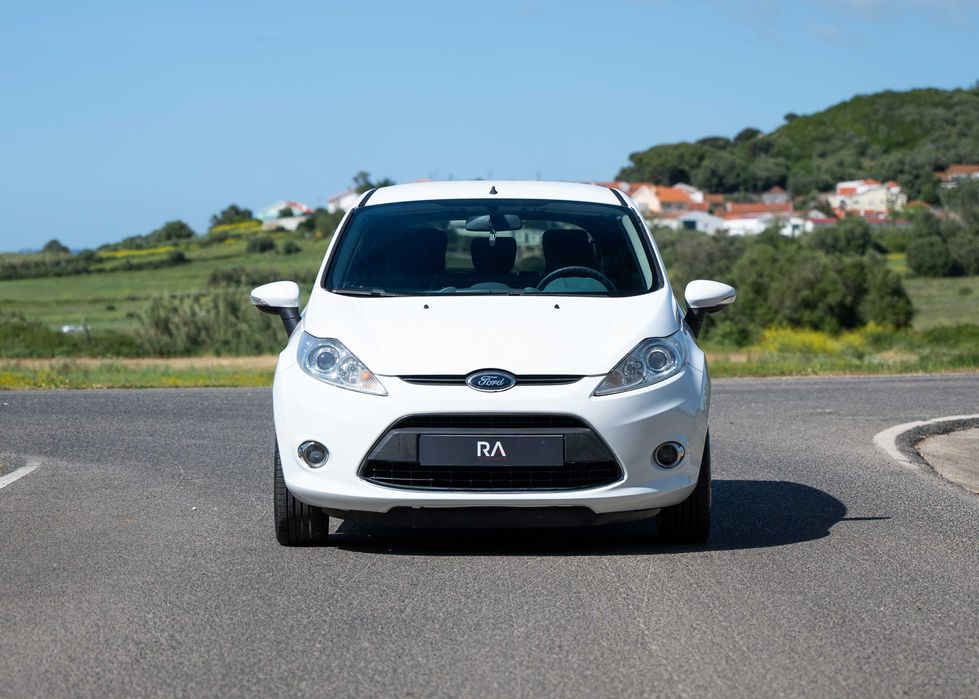 Ford Fiesta 1.25 Titanium || Nacional // GARANTIA - 115 000 km