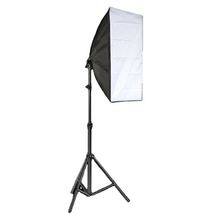 Постійне студійне світло 50/70 на 4 лампи та стійка SoftBox